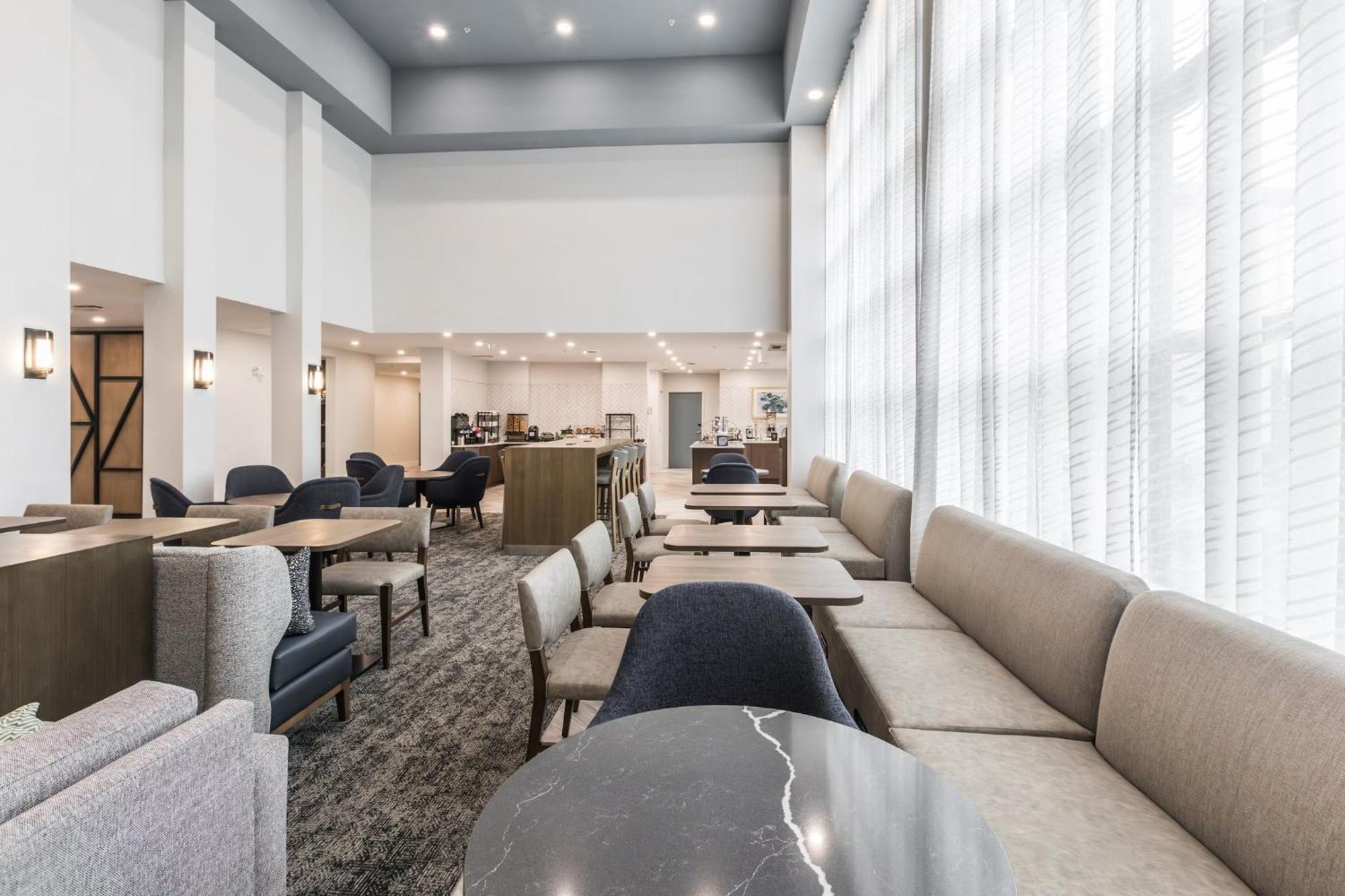 Staybridge Suites - Dawson Creek By Ihg Eksteriør bilde