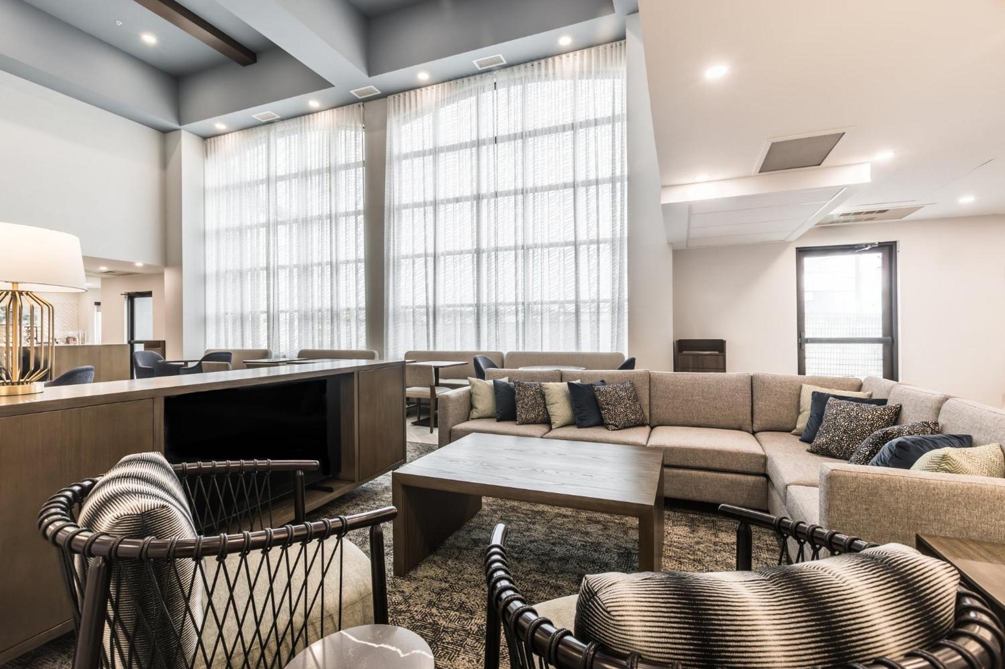 Staybridge Suites - Dawson Creek By Ihg Eksteriør bilde