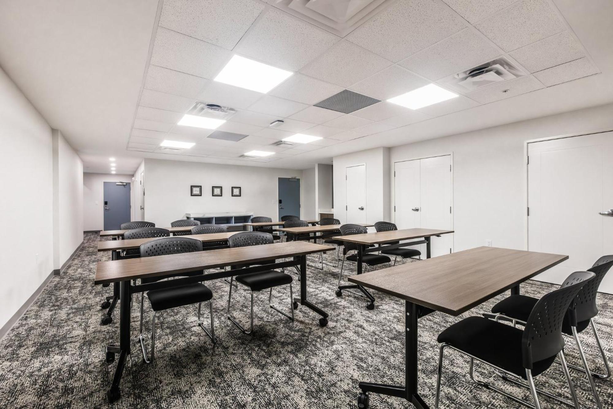 Staybridge Suites - Dawson Creek By Ihg Eksteriør bilde