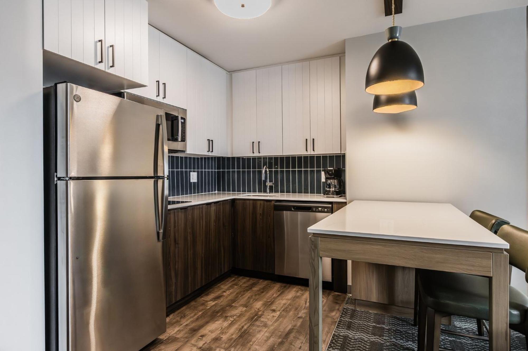Staybridge Suites - Dawson Creek By Ihg Eksteriør bilde