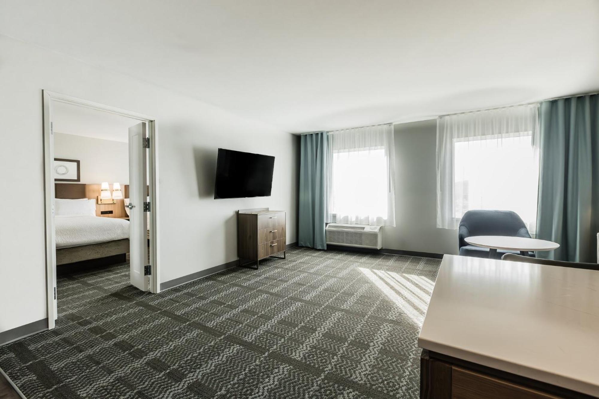 Staybridge Suites - Dawson Creek By Ihg Eksteriør bilde