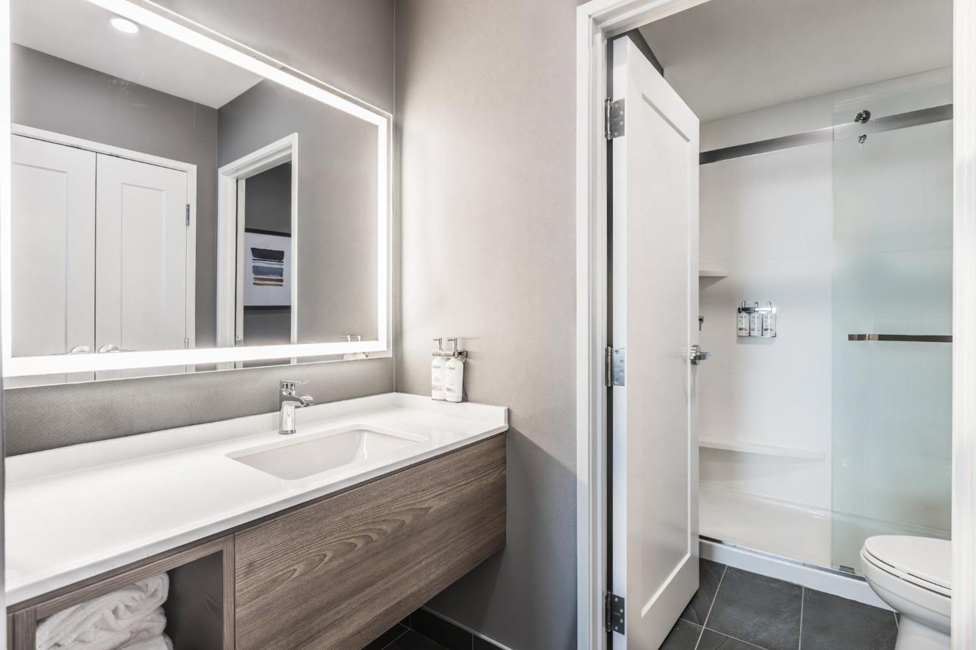 Staybridge Suites - Dawson Creek By Ihg Eksteriør bilde